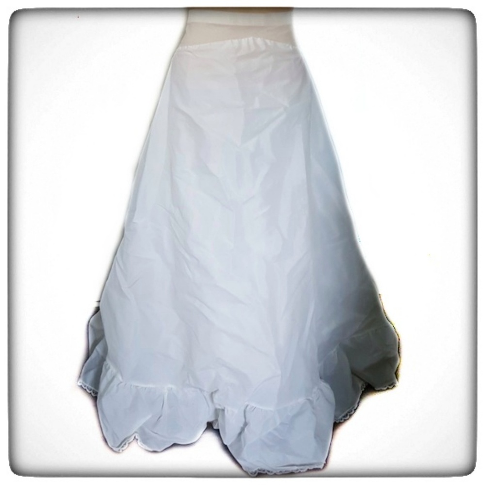 Under Wedding Gown 2-Tier Med Fullness A Line Slip